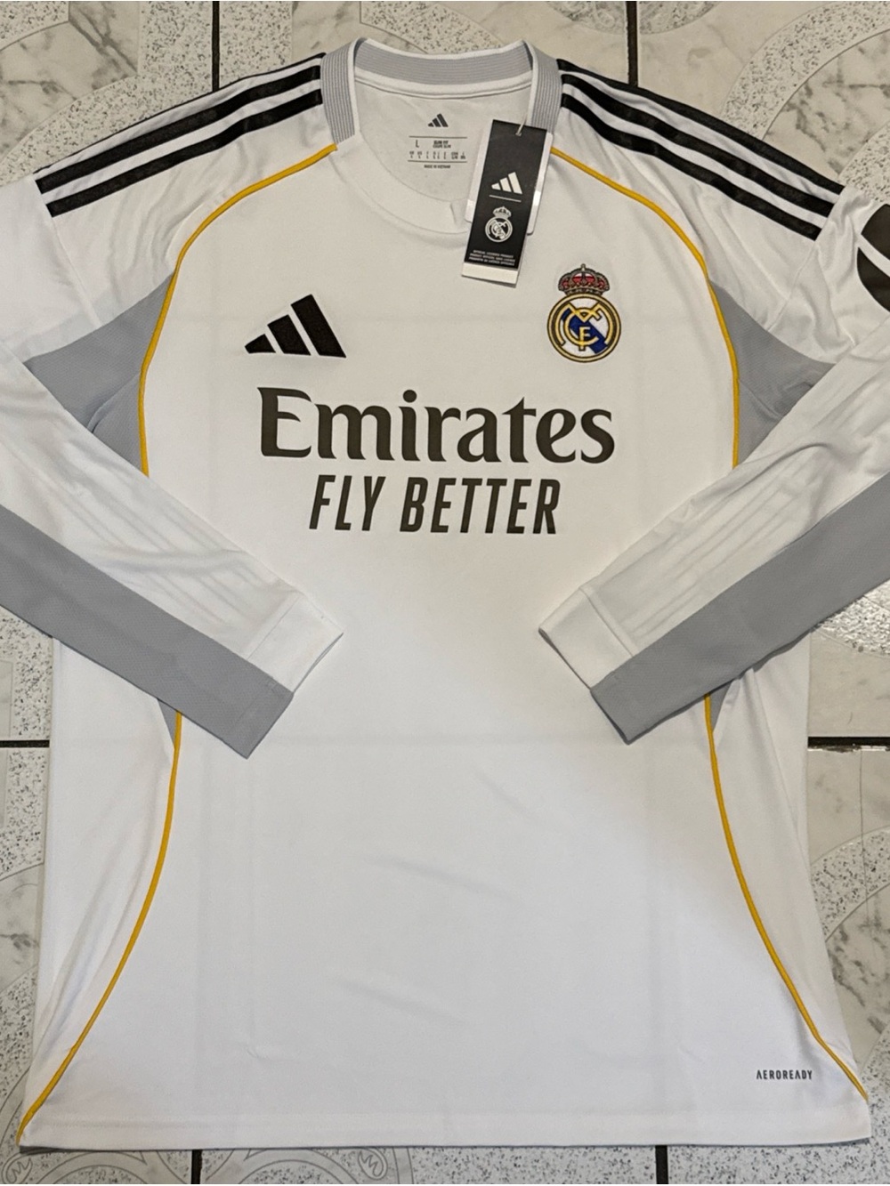 New Adidas Real Madrid 25/26 LS Home Soccer Jersey White Men’s Size Large JN8884
